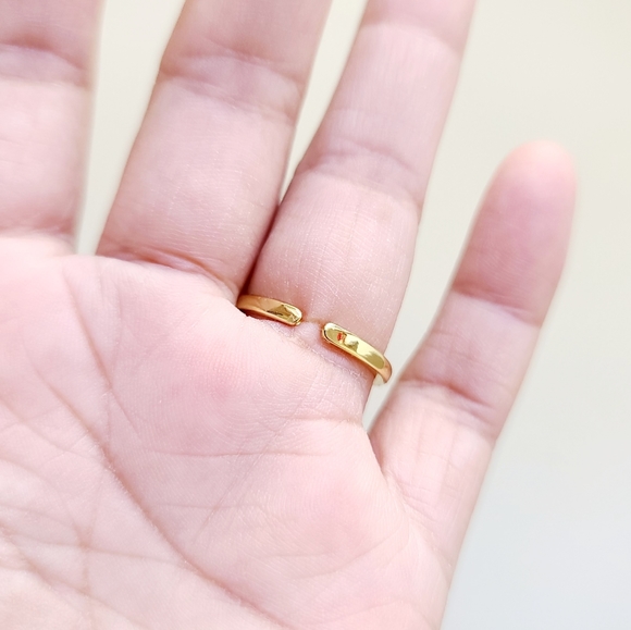 Guadalupe Adjustable Women's Ring. 14K Gold Plated.  New - Picture 6 of 9